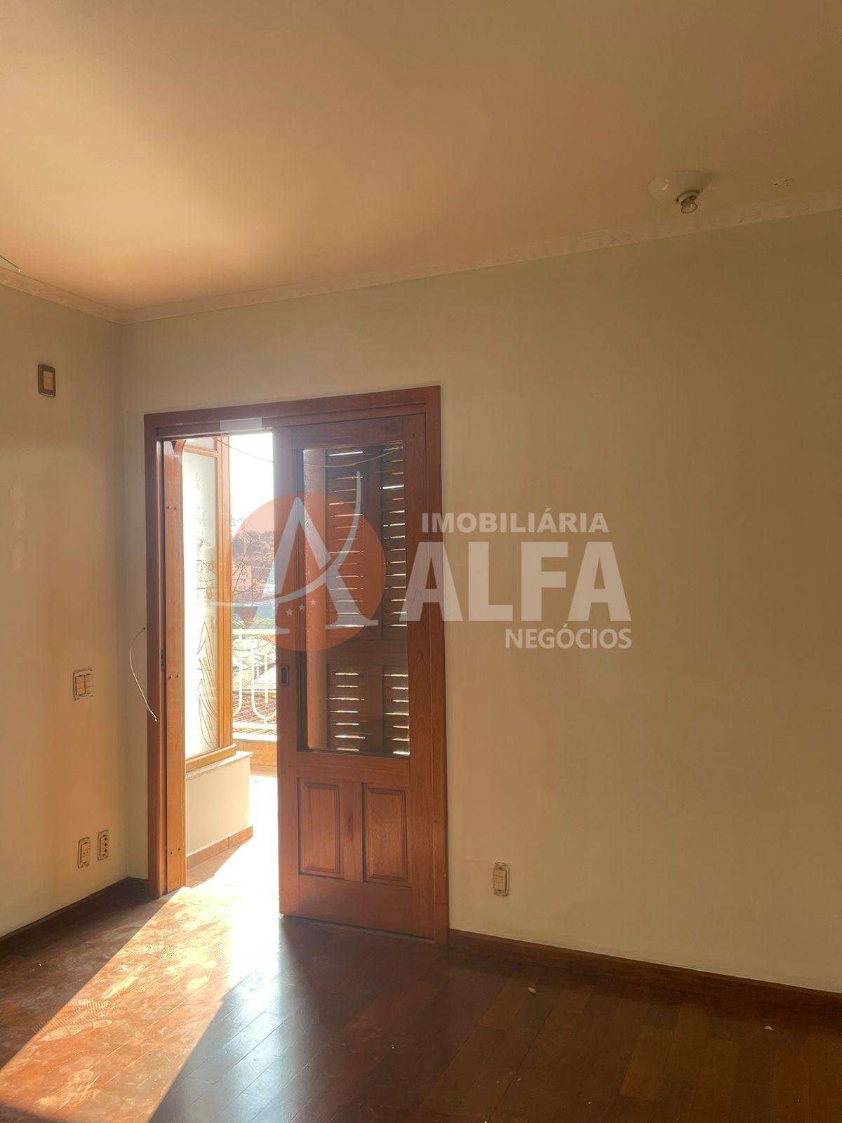 Casa para alugar com 3 quartos, 290m² - Foto 8