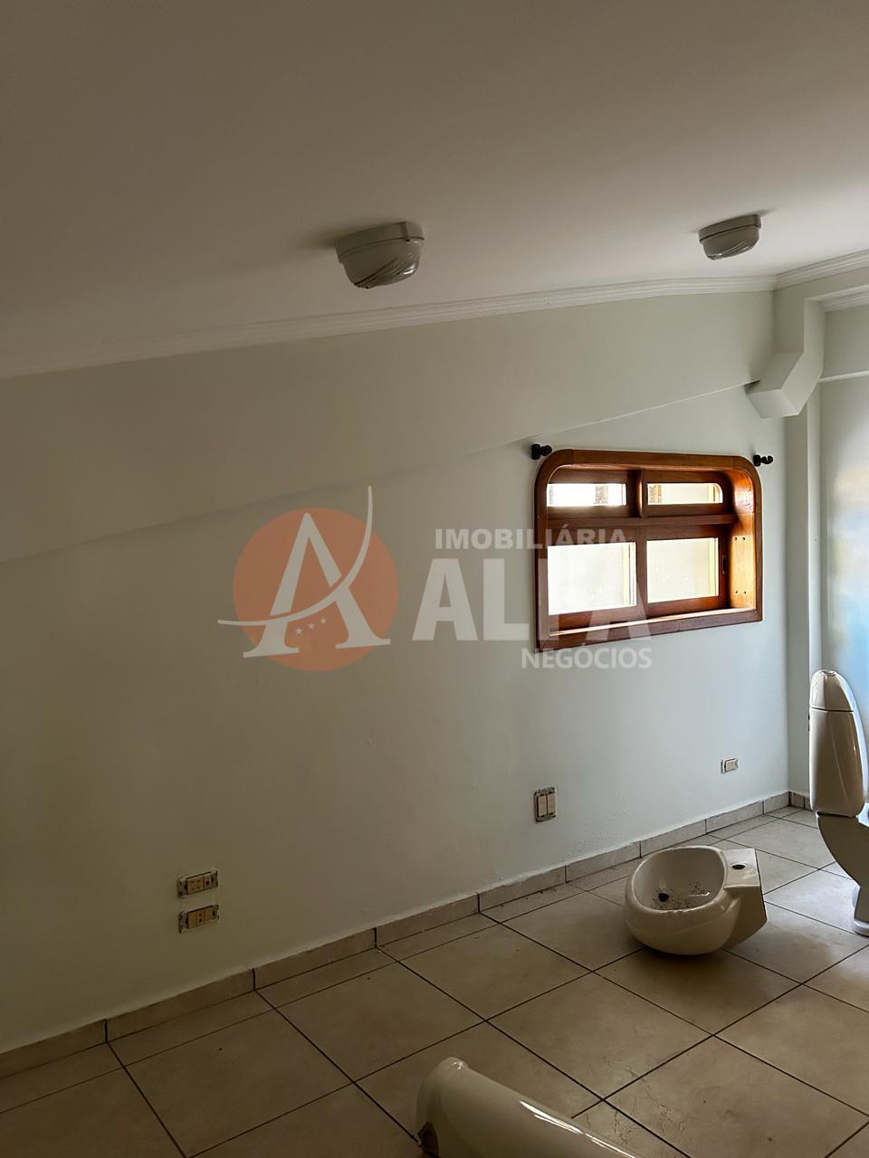 Casa para alugar com 3 quartos, 290m² - Foto 46