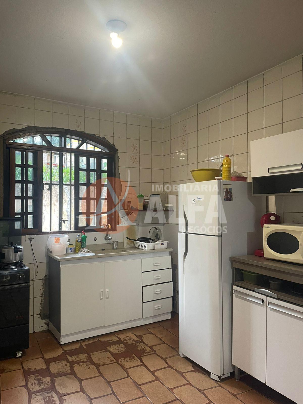 Casa à venda com 4 quartos, 380m² - Foto 12