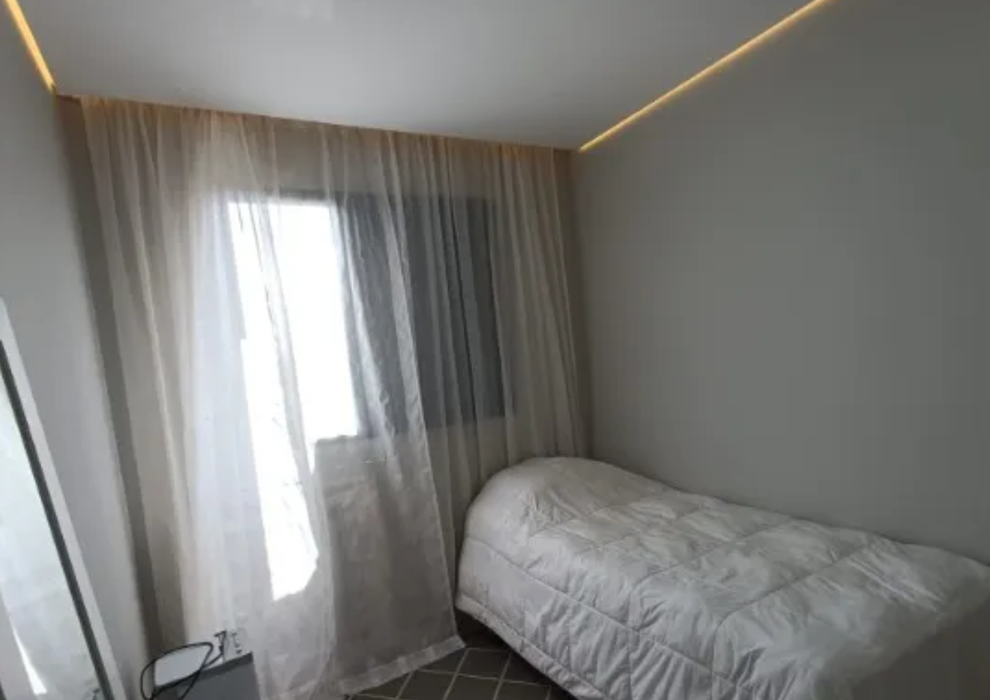 Apartamento 2 quartos - mobiliado - condomínio - Jd. pioneiro - Cotia SP 