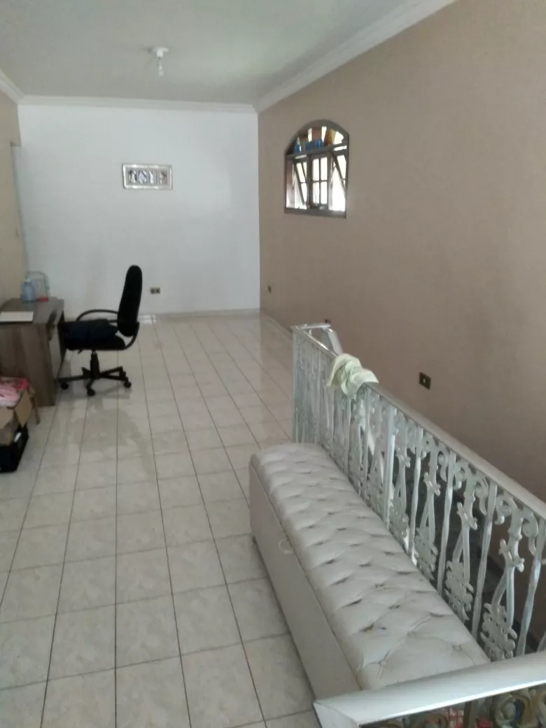 Casa à venda com 4 quartos, 350m² - Foto 13