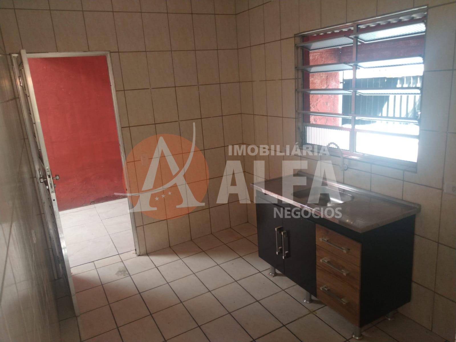 Casa para alugar com 3 quartos, 120m² - Foto 12