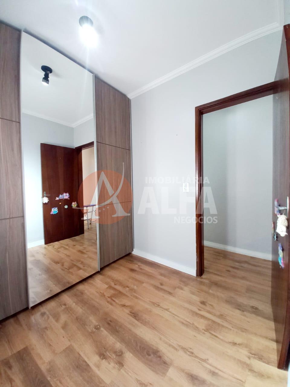 Casa à venda com 2 quartos, 128m² - Foto 7