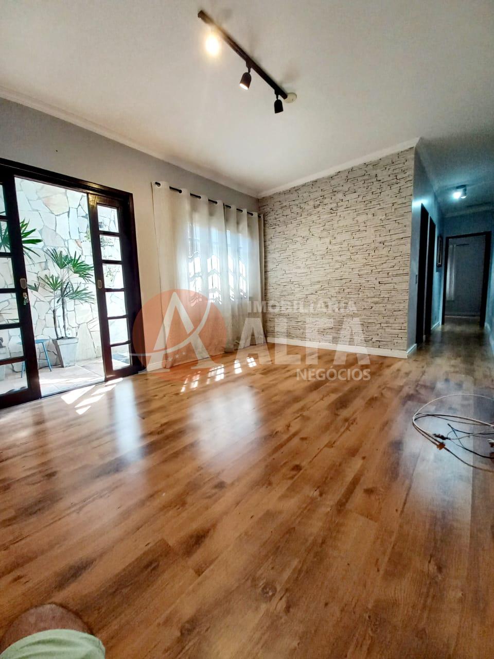 Casa à venda com 2 quartos, 128m² - Foto 16