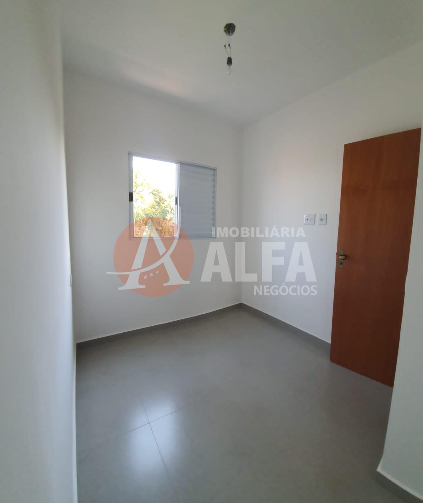 Casa à venda com 2 quartos, 51m² - Foto 8