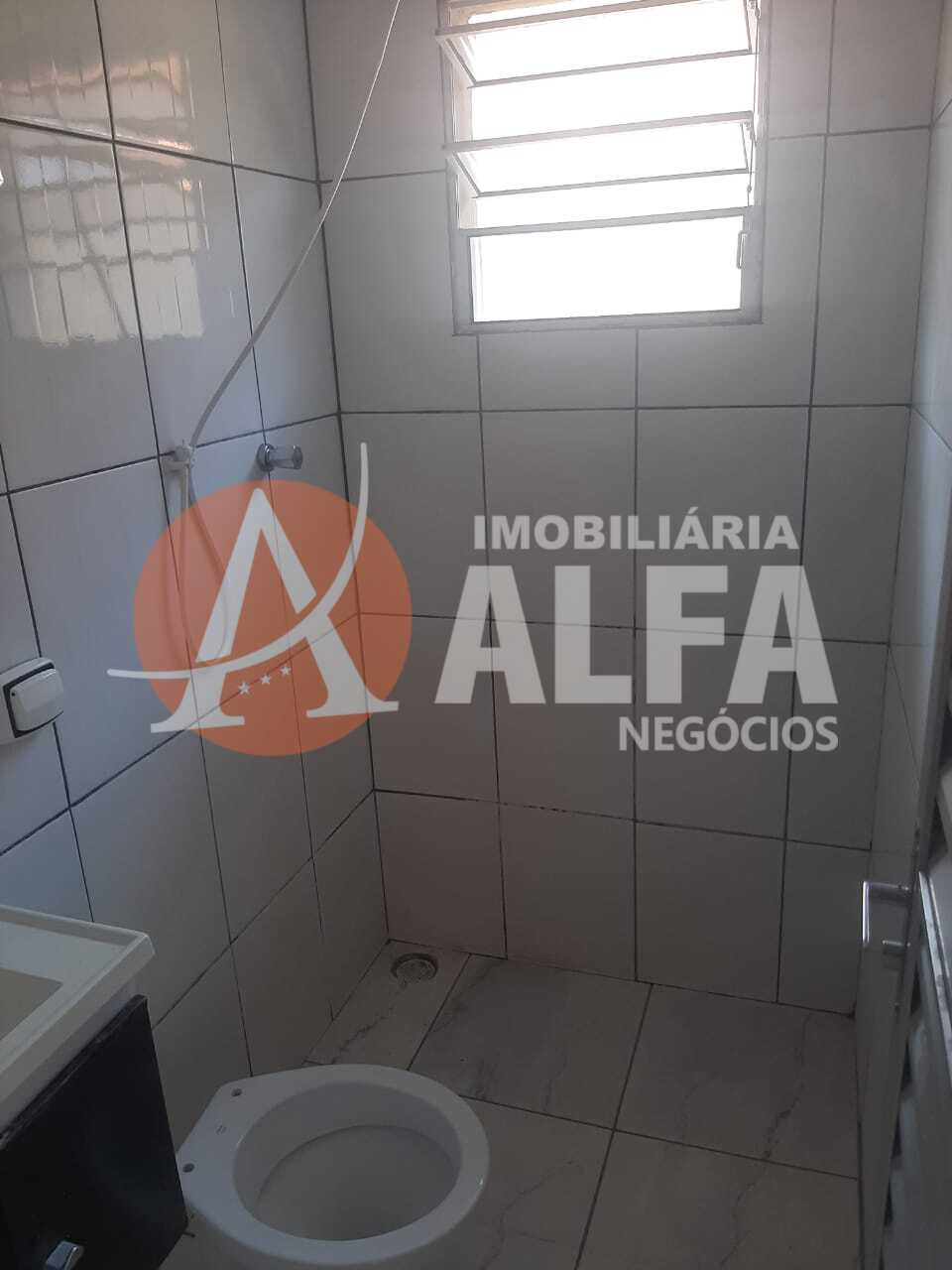 Casa para alugar com 2 quartos, 50m² - Foto 4