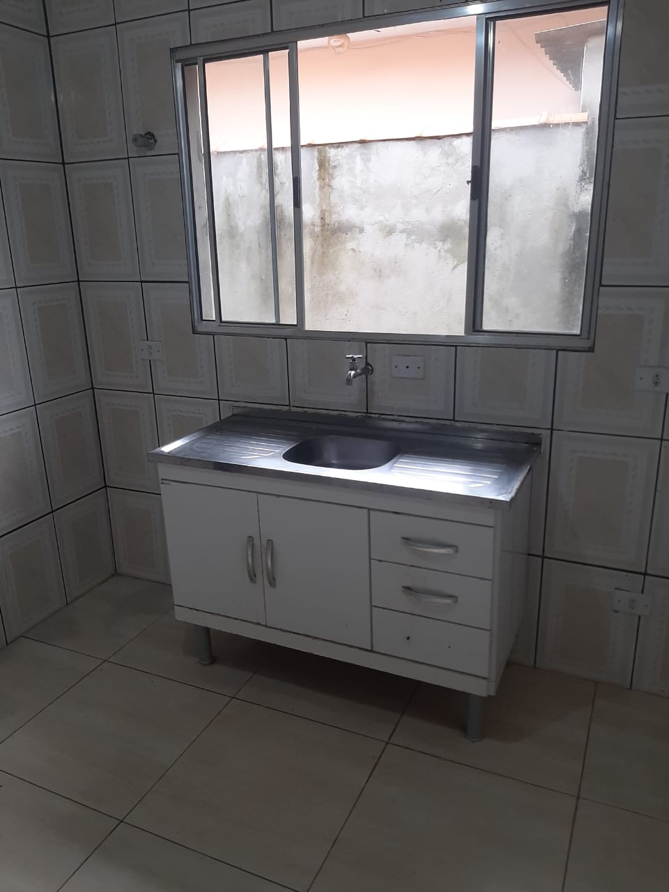 Casa com 02 Quartos - Vila São Joaquim - Cotia/SP