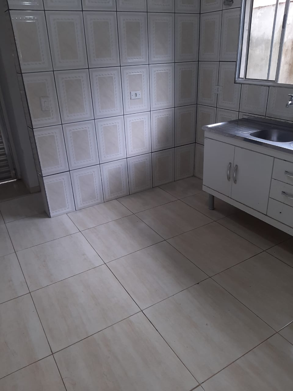 Casa com 02 Quartos - Vila São Joaquim - Cotia/SP