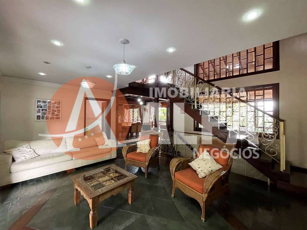 Casa à venda com 6 quartos, 664m² - Foto 24