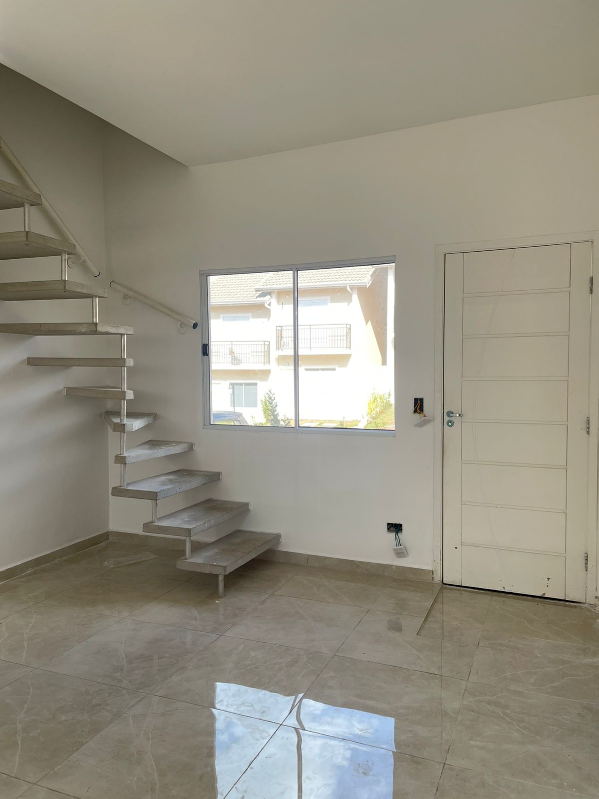 Casa à venda com 2 quartos, 70m² - Foto 16