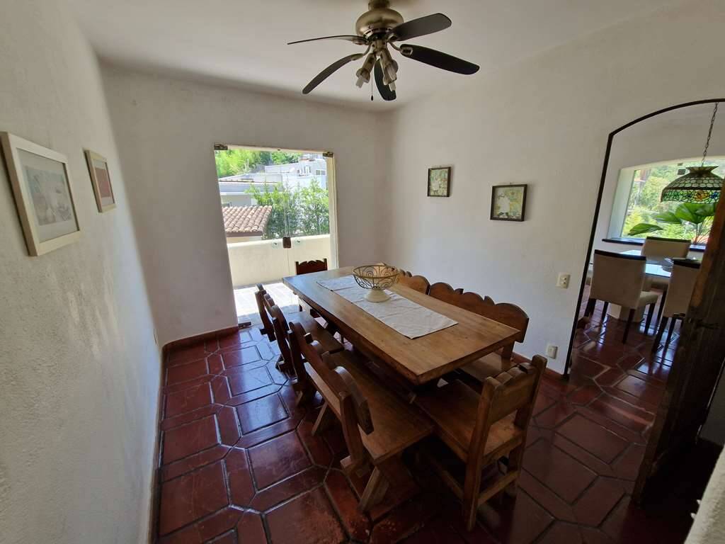 Casa para alugar com 4 quartos, 578m² - Foto 11