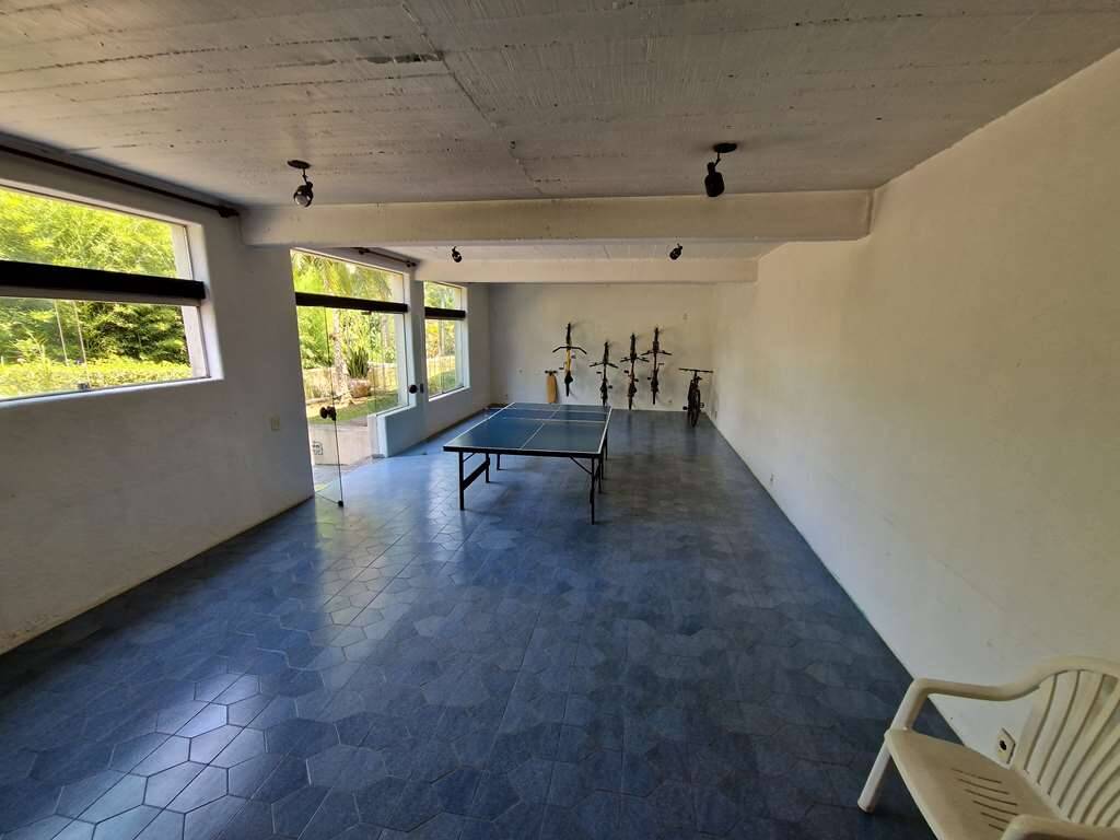 Casa para alugar com 4 quartos, 578m² - Foto 55