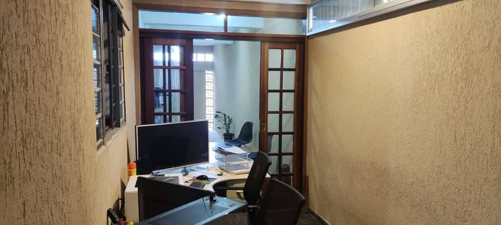 Casa à venda com 2 quartos, 180m² - Foto 19