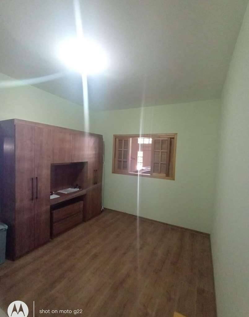 Casa à venda com 2 quartos, 180m² - Foto 9