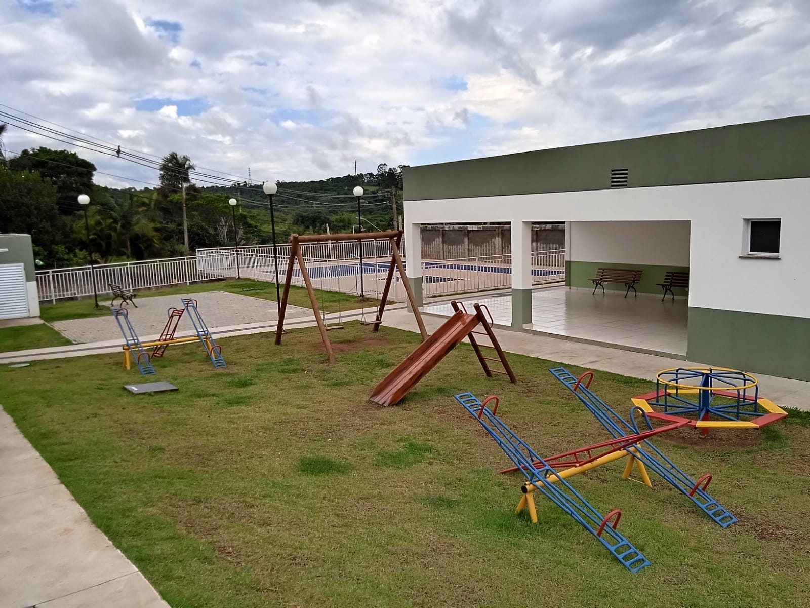 Casa com 2 Dormitórios - Condomínio Veredas - Parque das Lajes - Vargem Grande Paulista/SP