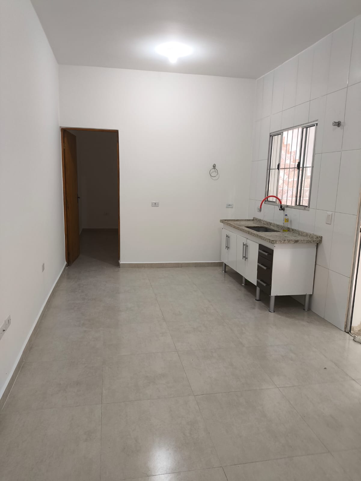 Casa para alugar com 2 quartos, 62m² - Foto 5