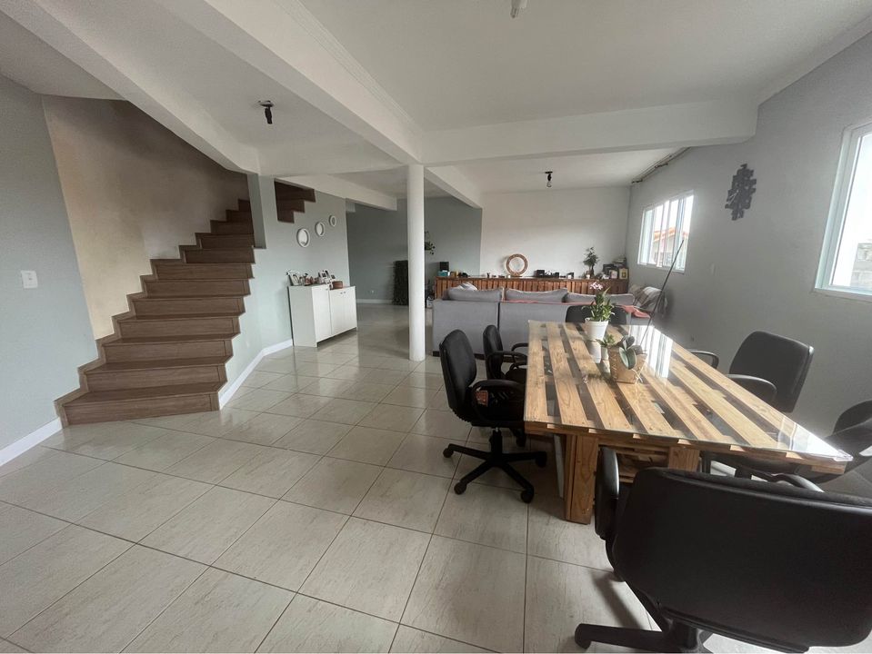 Casa à venda com 4 quartos, 361m² - Foto 10