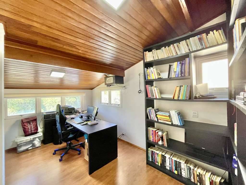 Casa à venda com 4 quartos, 1000m² - Foto 34