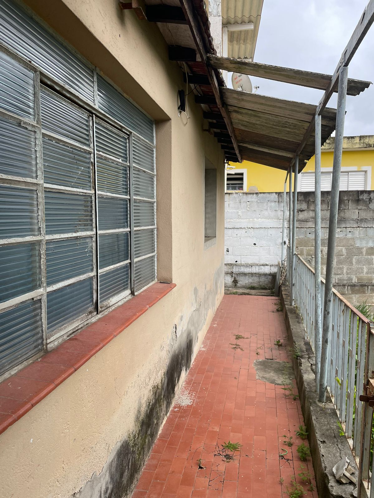 OPORTUNIDADE!!! CASA - 03 DORMS - JD. SABIÁ - COTIA/SP