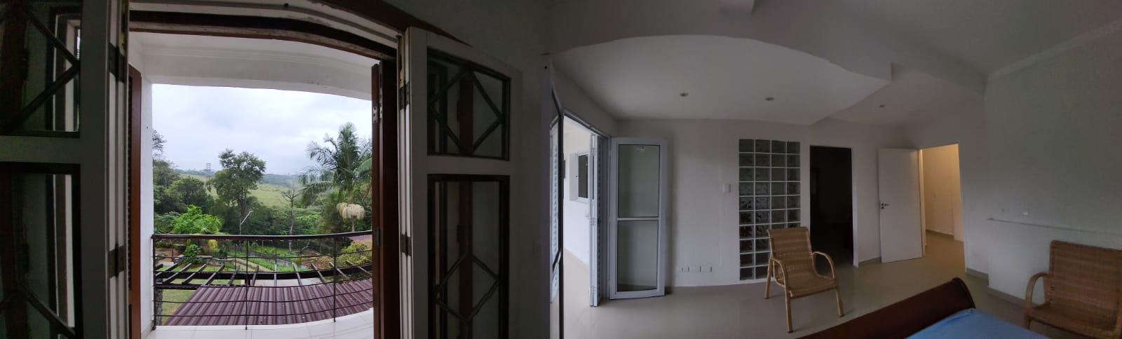 Maravilhosa Casa -03 Suítes - Condominio Granja Viana II - Granja Viana / SP