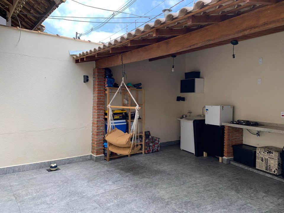 Casa à venda com 2 quartos, 62m² - Foto 10