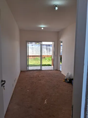 Casa à venda com 2 quartos, 80m² - Foto 17