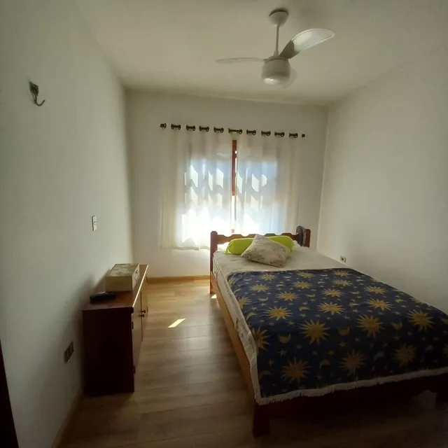 Casa à venda com 3 quartos, 250m² - Foto 16