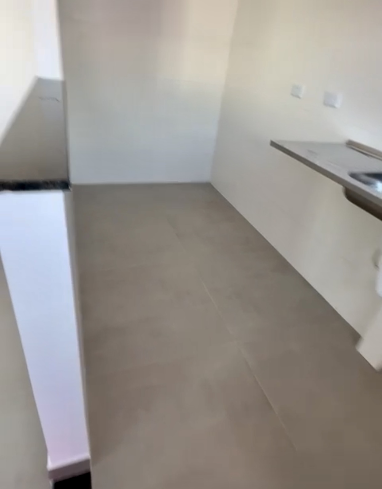 Casa à venda com 2 quartos, 90m² - Foto 6