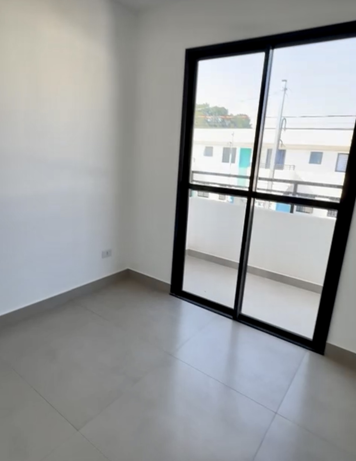 Casa à venda com 2 quartos, 90m² - Foto 11