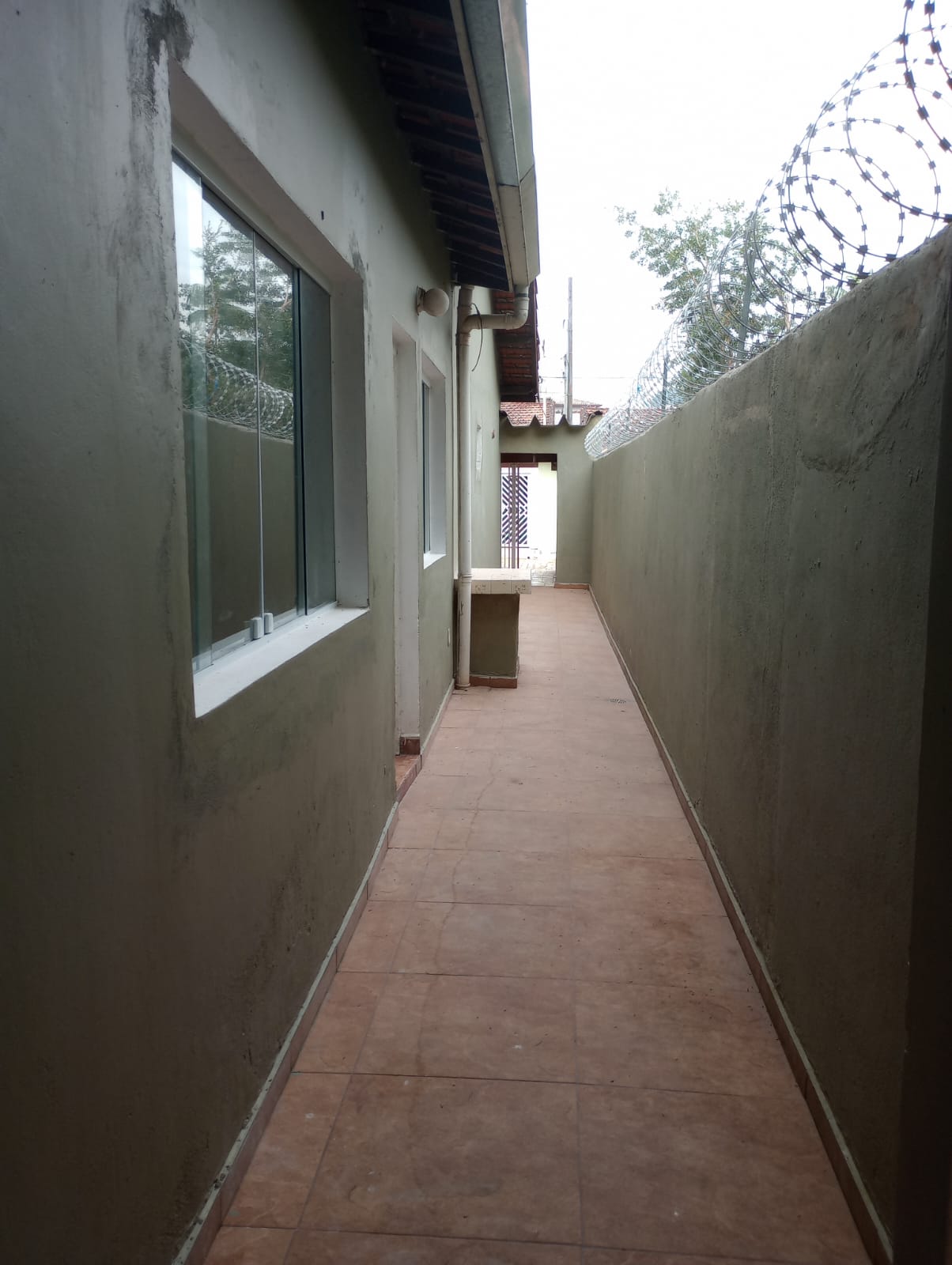 CASA TERREA - 03 DORMS - JD DA GLÓRIA - COTIA/SP