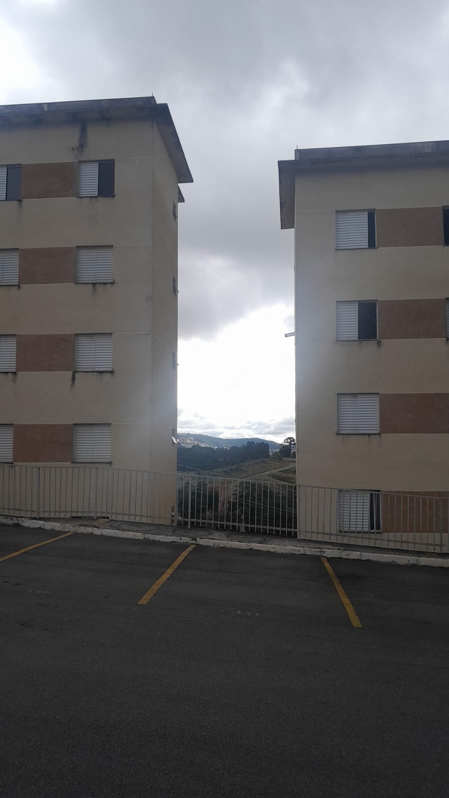 Apartamento - 02 Dorms - Condomínio Altos da Colina - Jardim Honória - Cotia\SP
