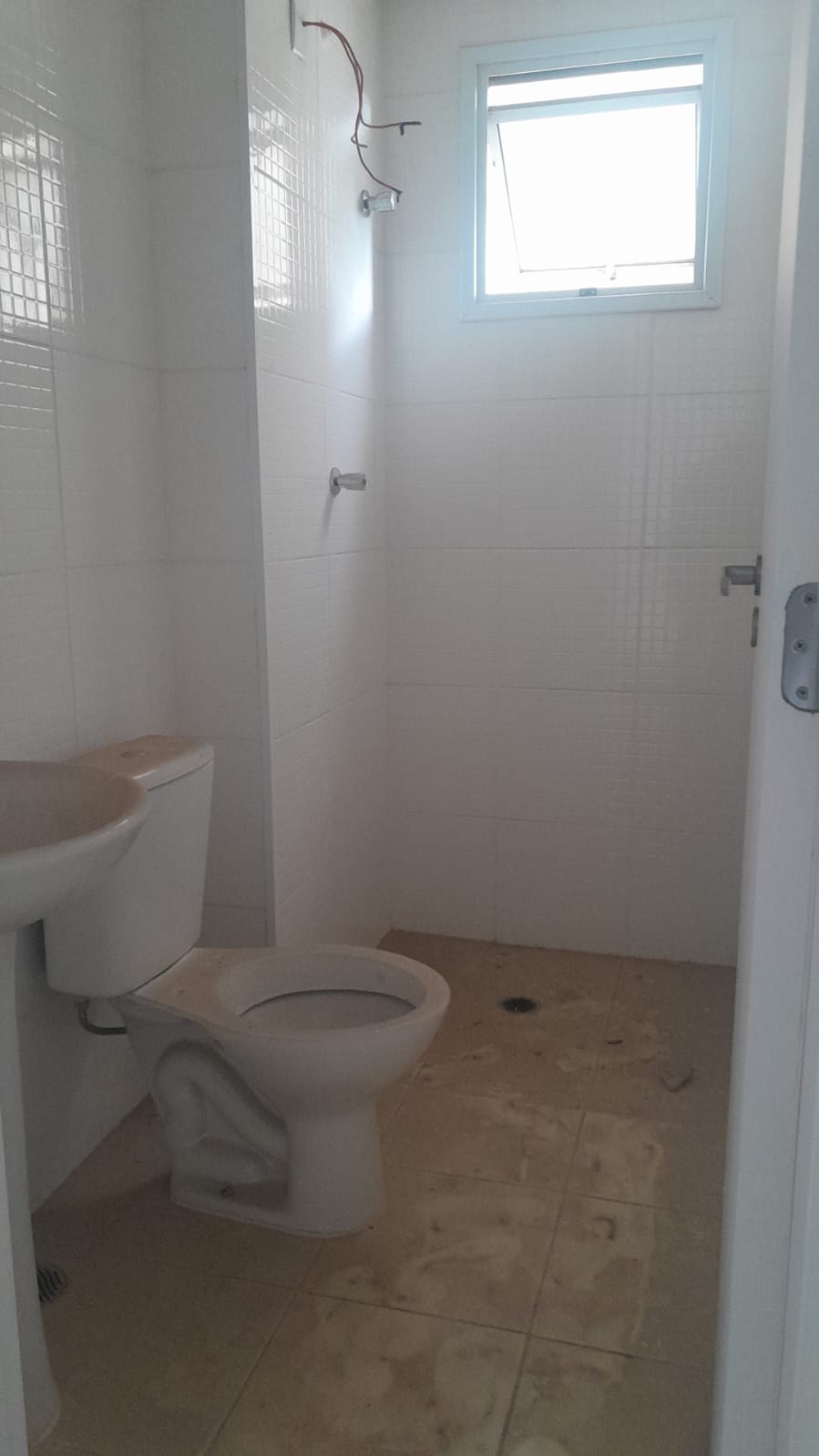 Apartamento - 02 Dorms - Condomínio Altos da Colina - Jardim Honória - Cotia\SP