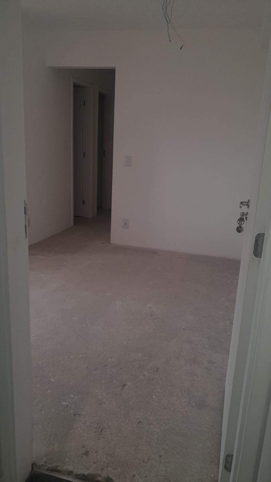 Apartamento - 02 Dorms - Condomínio Altos da Colina - Jardim Honória - Cotia\SP