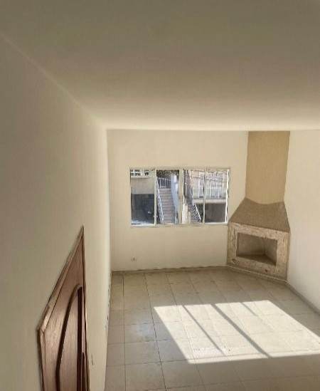 Casa à venda com 3 quartos, 200m² - Foto 4