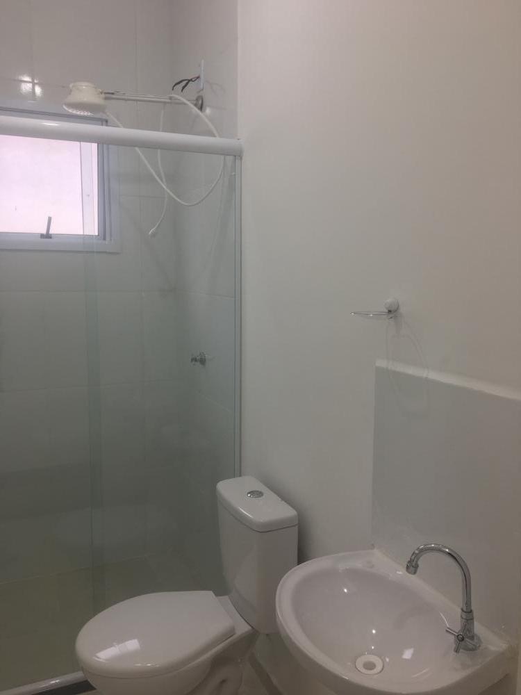 Casa à venda com 2 quartos, 60m² - Foto 15