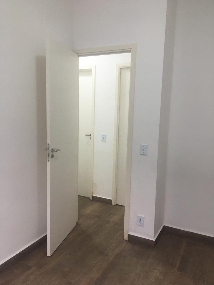 Casa à venda com 2 quartos, 60m² - Foto 11