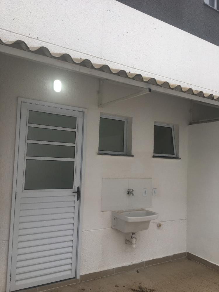 Casa à venda com 2 quartos, 60m² - Foto 20