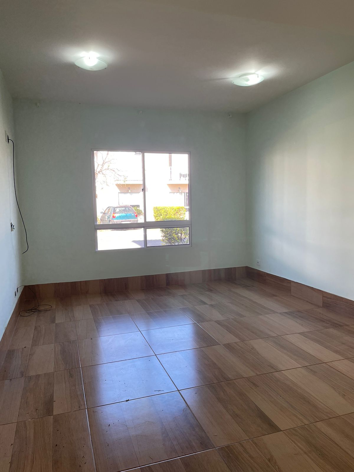 Casa à venda com 3 quartos, 96m² - Foto 2