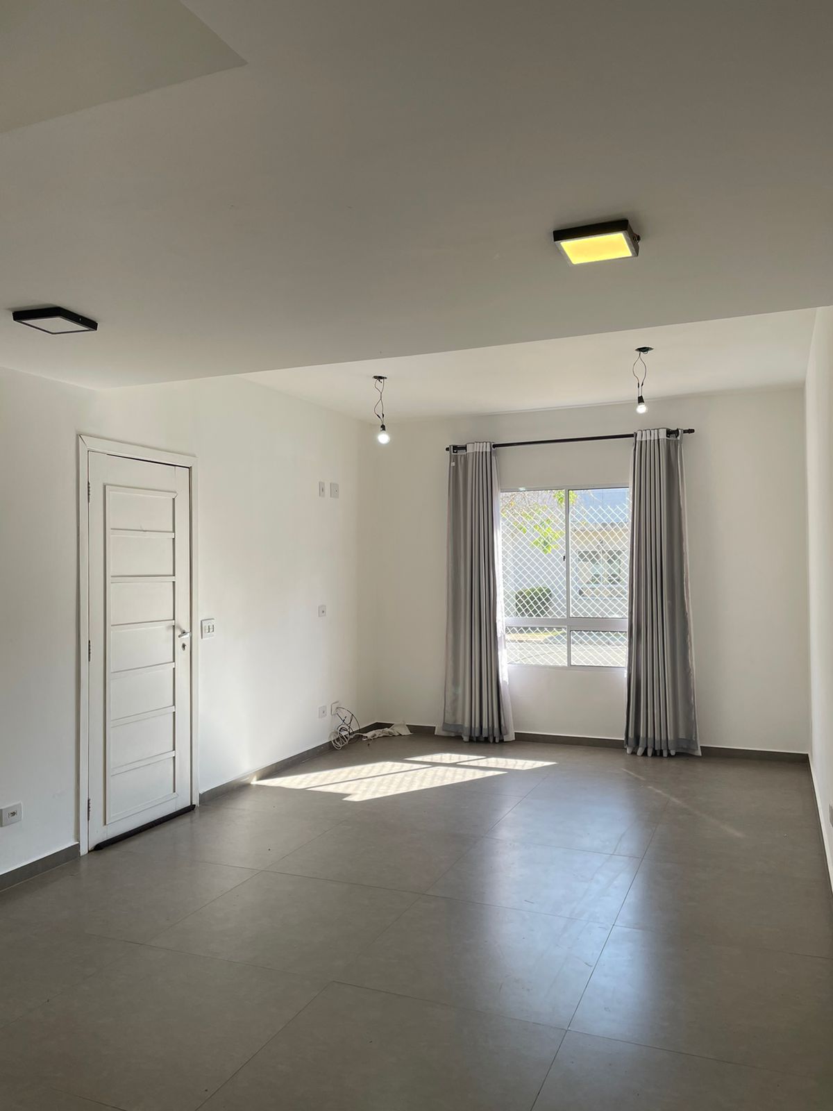 Casa à venda com 3 quartos, 96m² - Foto 3