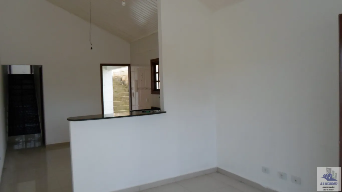 Casa à venda com 2 quartos, 65m² - Foto 8