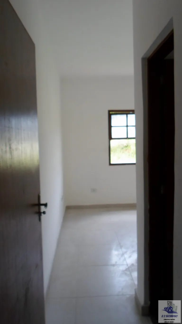 Casa à venda com 2 quartos, 65m² - Foto 12