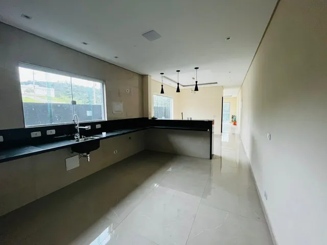 Casa à venda com 3 quartos, 144m² - Foto 4