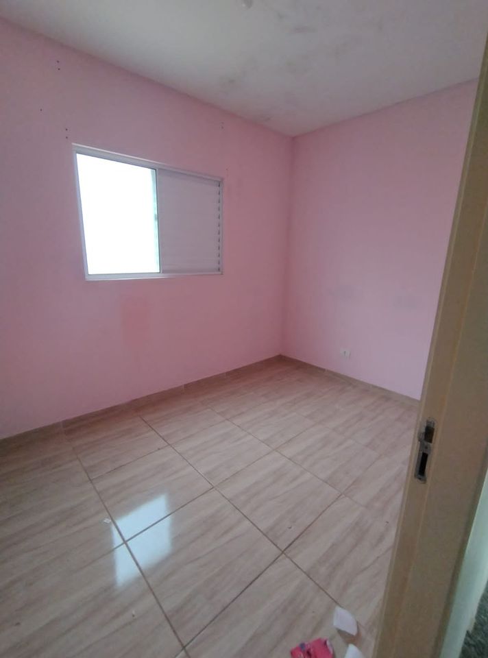 Casa para alugar com 2 quartos, 50m² - Foto 11