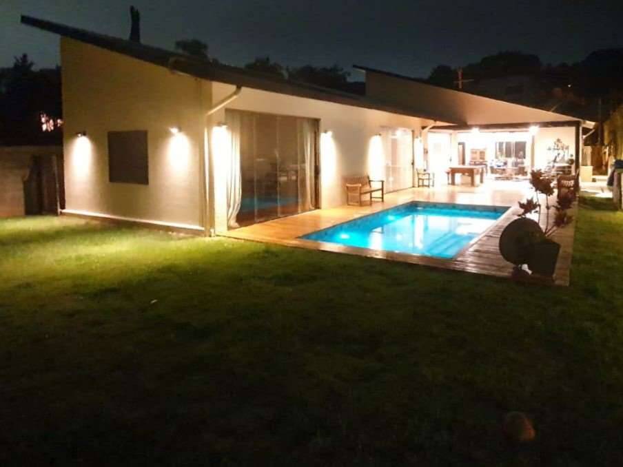 Casa à venda com 3 quartos, 277m² - Foto 3