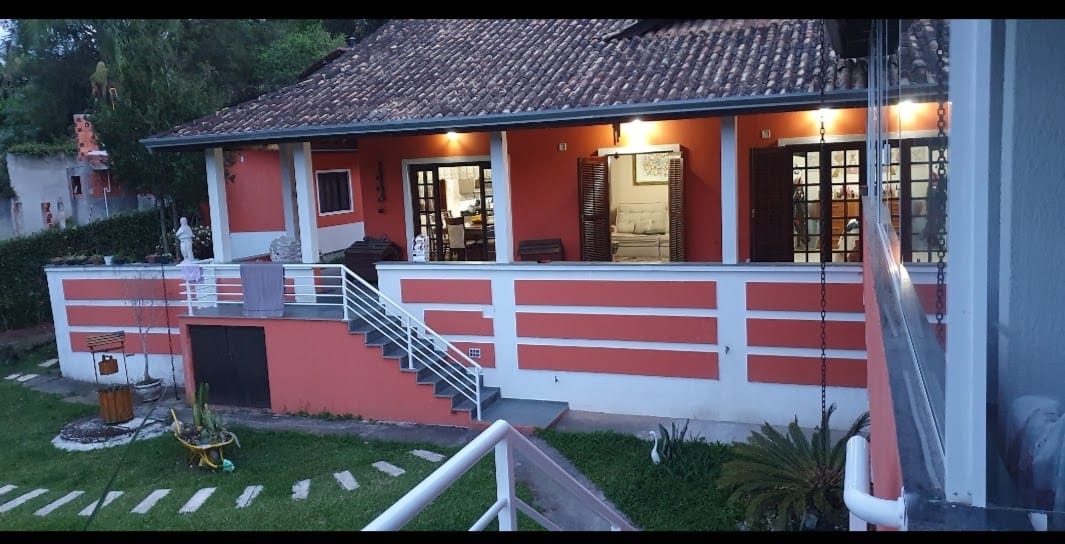 CASA - 02 SUÍTES - CHACARA SANTA MARIA - COTIA/SP 