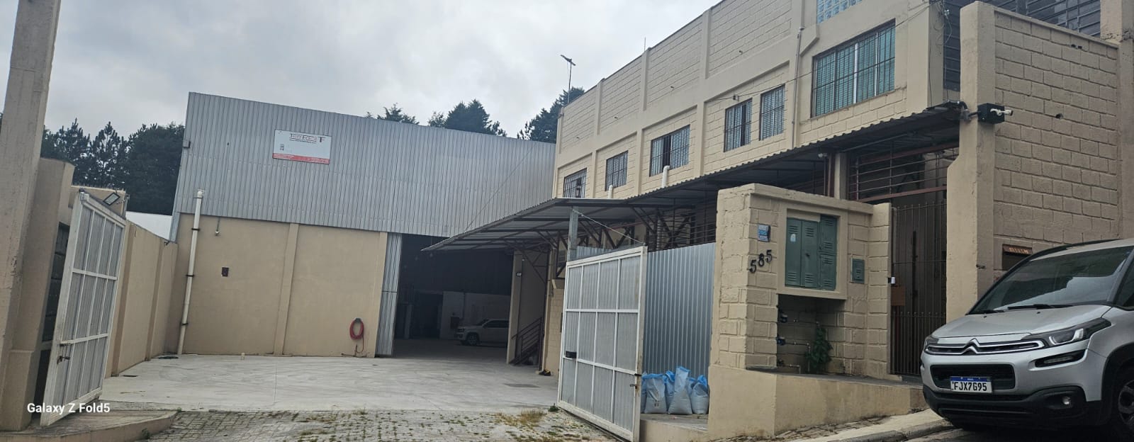 GALPÃO - 700M² - JD. COLIBRI - COTIA/SP