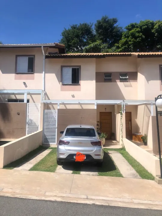 Casa à venda com 2 quartos, 90m² - Foto 1