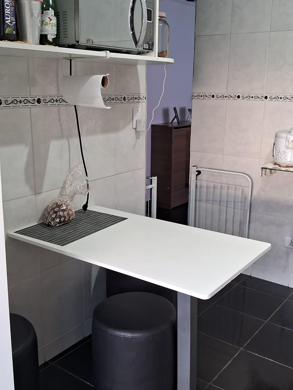 Apartamento(V) - 2 Dormitórios - Edifício pedra rosa -  Jardim Rio das Pedras - Cotia SP