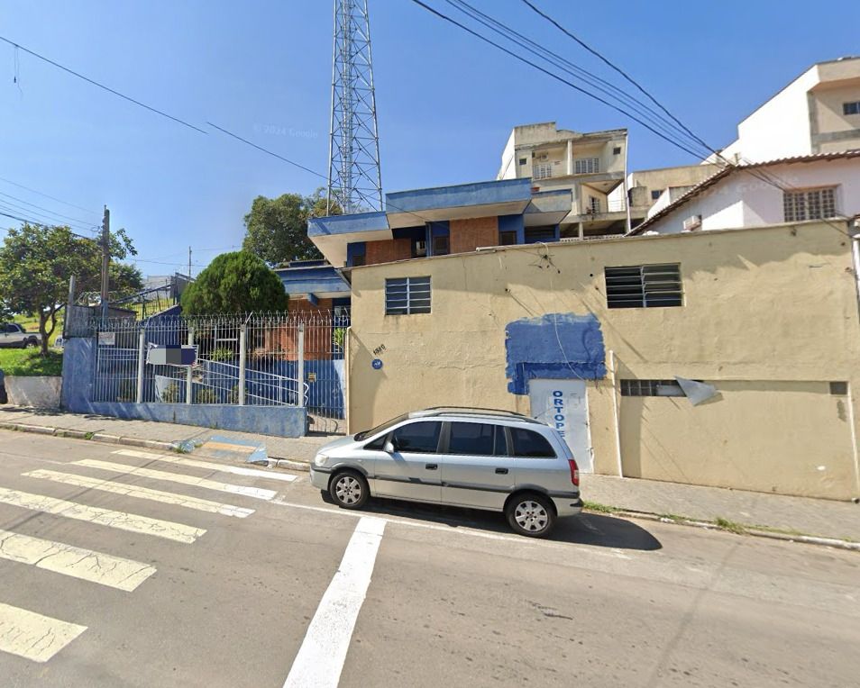 Prédio Inteiro à venda com 1 quarto, 631m² - Foto 2