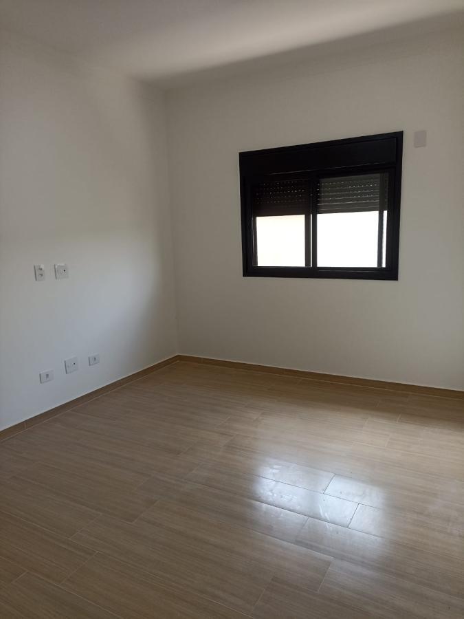 Casa à venda com 3 quartos, 318m² - Foto 4